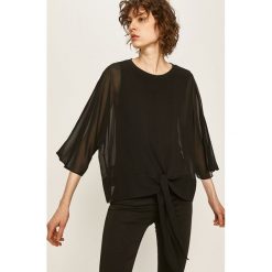 Answear - Bluzka. Czarne bluzki damskie ANSWEAR, s, bez wzorów, z bawełny, casualowe, z okrągłym kołnierzem, bez rękawów. W wyprzedaży za 59,90 zł.