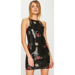 Answear - Sukienka. Różowe sukienki mini marki ANSWEAR, z dzianiny. Za 199,90 zł.