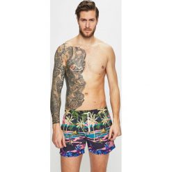 Guess Jeans - Kąpielówki. Niebieskie kąpielówki męskie Guess Jeans, xxl, z aplikacjami, z poliesteru. W wyprzedaży za 159,90 zł.