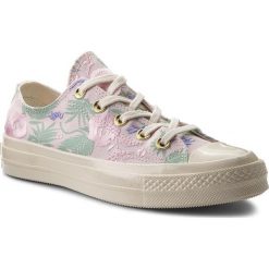 Trampki CONVERSE - Ctas 70 Ox 160519C Barely Rose/Jaded/Egret. Fioletowe półbuty damskie marki Converse, bez wzorów, z gumy, bez zapięcia. W wyprzedaży za 239,00 zł.