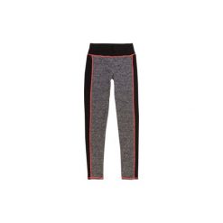 Legginsy damskie fitness. Czarne legginsy sportowe damskie TXM, bez wzorów, na fitness i siłownię. Za 24,99 zł.