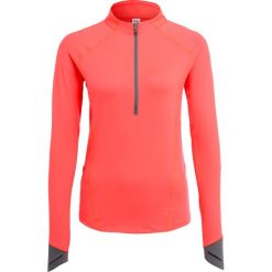 Topy sportowe damskie: Under Armour RUN TRUE Bluzka z długim rękawem marathon red