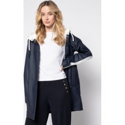 Płaszcz przejściowy TOMMY HILFIGER Alice WW0WW26572. Niebieskie płaszcze damskie TOMMY HILFIGER, m, bez wzorów. W wyprzedaży za 679,00 zł.