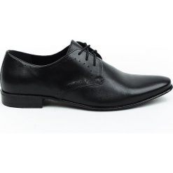 Półbuty męskie Łukbut. Pomarańczowe buty wizytowe męskie Łukbut, z aplikacjami, eleganckie, na sznurówki. Za 289,00 zł.