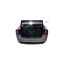 VOLVO S60, 2010- TORBY DO BAGAŻNIKA 4 SZT KJUST - 7042002. Czarne torby podróżne KJUST, bez wzorów, z kauczuku, klasyczne. Za 1079,00 zł.