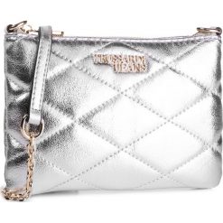 Torebka TRUSSARDI JEANS - Clutch Zip Metal 75B00764 M020. Szare torebki klasyczne damskie Trussardi Jeans, bez wzorów, z jeansu, wizytowe, bez dodatków. Za 389,00 zł.