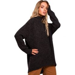 Sweter półgolf z asymetrycznym dołem - grafitowy. Szare swetry damskie Moe, s, bez wzorów, z poliesteru, eleganckie, z krótkim rękawem, krótkie, bez kaptura. Za 169,00 zł.
