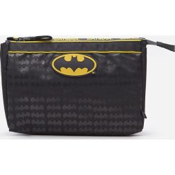 Kosmetyczka Batman - Czarny. Czarne kosmetyczki męskie House, z motywem z bajki. Za 39,99 zł.