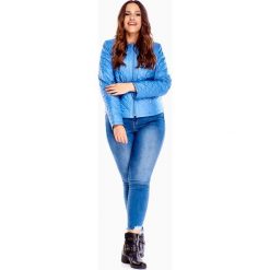 Pikowana kurtka zapinana na ekspres niebieski. Niebieskie kurtki damskie Tagless, plus size, bez wzorów, bez kaptura. Za 146,63 zł.