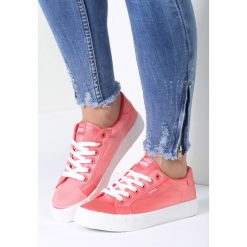 Koralowe Tenisówki Everything I Said. Pomarańczowe półbuty damskie vices, bez wzorów, bez zapięcia. Za 54,99 zł.