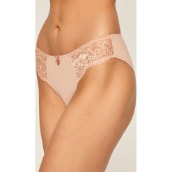 Emporio Armani - Figi. Różowe majtki damskie Emporio Armani, xs, bez wzorów, z elastanu. W wyprzedaży za 89,90 zł.