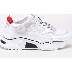 GOE - Buty. Białe buty sportowe damskie GOE, bez wzorów, ze skóry, sportowe. Za 399,90 zł.
