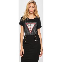 Guess Jeans - T-shirt. Białe t-shirty damskie Guess Jeans, s, z aplikacjami, z bawełny, z okrągłym kołnierzem. Za 189,90 zł.