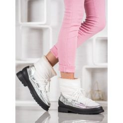 Tekstylne Śniegowce vices. Śniegowce damskie vices, bez zapięcia. Za 129,00 zł.