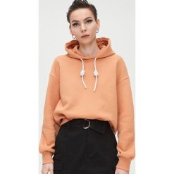 Bluza basic z kapturem - Beżowy. Brązowe bluzy damskie Cropp, s, bez wzorów, bez rękawów, z kapturem. Za 79,99 zł.