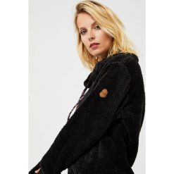 Bluza polarowa typu miś. Czarne bluzy damskie Moodo, xl, bez wzorów, z poliesteru, z długim rękawem, długie, bez kaptura. Za 59,99 zł.