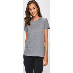 Under Armour - Top. Szare topy damskie marki Under Armour, s, z nadrukiem, z bawełny, z okrągłym kołnierzem. Za 89,90 zł.