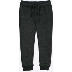 Blukids - Spodnie dziecięce 98-128 cm. Czarne spodnie chłopięce marki Blukids, z bawełny. W wyprzedaży za 29,90 zł.