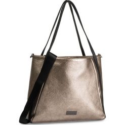 Torebka MONNARI - BAG8170-023 Złoty. Żółte torebki klasyczne damskie Monnari, bez wzorów, ze skóry ekologicznej, klasyczne, bez dodatków. W wyprzedaży za 179,00 zł.