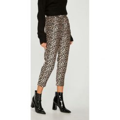 Answear - Legginsy Animal me. Szare legginsy marki ANSWEAR, w paski, z materiału, średnie. W wyprzedaży za 99,90 zł.