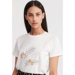 T-shirt z bawełny organicznej - Biały. Białe t-shirty damskie Reserved, s, bez wzorów, z bawełny, bez kołnierzyka. Za 39,99 zł.