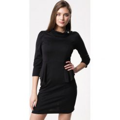 Czarna Sukienka Stableness. Czarne sukienki damskie marki Born2be, xl, bez wzorów, bez kołnierzyka, bez rękawów, mini. Za 39,99 zł.