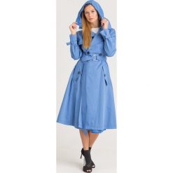 PŁASZCZ CREMA Sportmax Code. Niebieskie kurtki damskie w paski, z bawełny, klasyczne. Za 1280,00 zł.