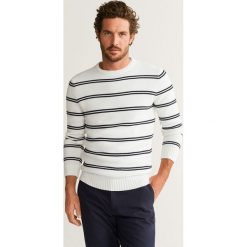 Mango Man - Sweter Santi. Białe swetry męskie Mango Man, xl, bez wzorów, z bawełny, z okrągłym kołnierzem, bez kaptura. Za 199,90 zł.