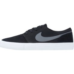 Nike SB SOLARSOFT PORTMORE II Tenisówki i Trampki black/dark grey/white. Czarne tenisówki damskie marki Nike SB, ze skóry. Za 299,00 zł.