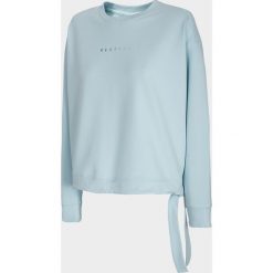 Bluza damska. Bluzy damskie xs, bez wzorów, z wiskozy, z krótkim rękawem, krótkie, bez kaptura. W wyprzedaży za 129,99 zł.