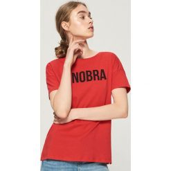 T-shirty damskie: Koszulka z napisem - Czerwony
