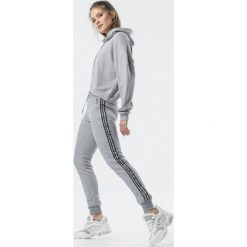 Szare Spodnie Dresowe Moreles. Szare spodnie damskie Born2be, s, z dresówki. Za 49,99 zł.