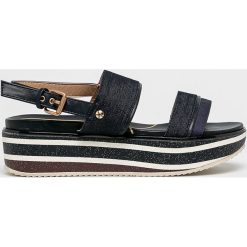 Wrangler - Sandały America Nico. Czerwone klapki damskie Wrangler, z materiału. W wyprzedaży za 159,90 zł.