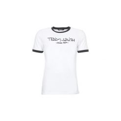 T-shirty z krótkim rękawem Teddy Smith TICLASS. Białe t-shirty męskie marki Teddy Smith, s, bez wzorów, bez kołnierzyka, krótkie. Za 89,00 zł.