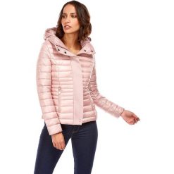 Kurtka przejściowa w kolorze jasnoróżowym. Różowe kurtki damskie Snowie Collection, m, bez wzorów, bez kaptura. W wyprzedaży za 209,95 zł.