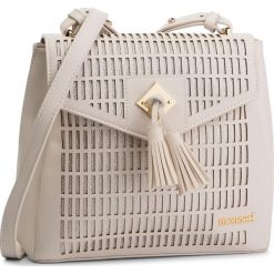Torebka MONNARI - BAG4060-M00 Offwhite. Brązowe listonoszki damskie Monnari, bez wzorów, ze skóry ekologicznej, bez dodatków. W wyprzedaży za 119,00 zł.