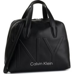 Torebka CALVIN KLEIN - Ny Shaped Duffle K60K606031 BDS. Czarne torebki klasyczne damskie Calvin Klein, bez wzorów, ze skóry ekologicznej, klasyczne, bez dodatków. Za 699,00 zł.