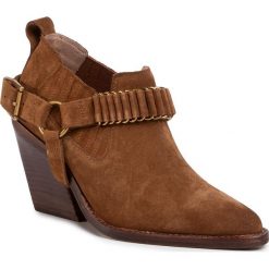 Półbuty BRONX - 75122-C Cognac 1606. Pomarańczowe półbuty damskie Bronx, z aplikacjami, ze skóry, eleganckie, bez obcasa, na obcasie, bez zapięcia. Za 689,00 zł.