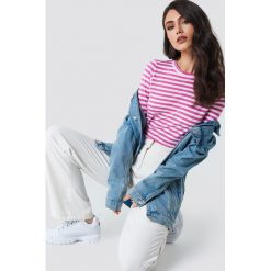 NA-KD Top w paski z długim rękawem - Pink. Różowe paski damskie NA-KD, w paski, z bawełny, bez kołnierzyka. Za 80,95 zł.