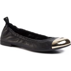 Baleriny LOVE MOSCHINO - JA11010G1AIA0000 Nero. Czarne baleriny damskie Love Moschino, bez wzorów, ze skóry, bez obcasa. Za 729,00 zł.