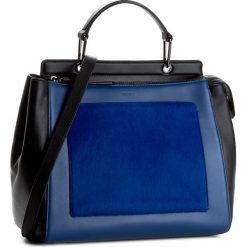 Torebka DKNY - Riverside Haircalf Items R461221004 Brt Lap/Crln 427. Niebieskie torebki klasyczne damskie DKNY, bez wzorów, ze skóry, klasyczne, duże, bez dodatków. W wyprzedaży za 1039,00 zł.
