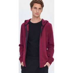 Rozpinana bluza z kapturem - Czerwony. Czerwone bluzy męskie House, s, bez wzorów, z kapturem, bez rękawów, z kapturem. Za 139,99 zł.