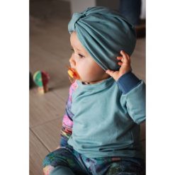 Bluza dla dziewczynki NIEBO 74-128 cm. Niebieskie bluzy dziewczęce Pakamera, w kolorowe wzory, z tkaniny. Za 75,00 zł.