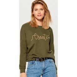 Bluza z haftem - Khaki. Brązowe bluzy damskie marki Mohito, s, z haftami, bez rękawów, bez kaptura. Za 79,99 zł.