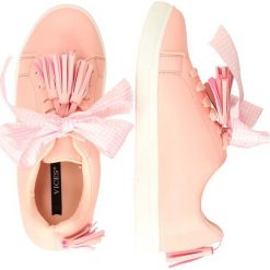 Różowe buty damskie VICES 8271-20 FRĘDZLE. Różowe buty sportowe damskie vices, bez wzorów, sportowe. W wyprzedaży za 59,00 zł.
