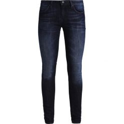 Mavi SERENA Jeans Skinny Fit rinse stretch. Czarne jeansy damskie marki Mavi. W wyprzedaży za 160,30 zł.