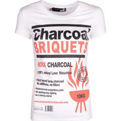 Love Moschino T-shirt. Bluzki damskie Love Moschino, z nadrukiem, z bawełny, z okrągłym kołnierzem, bez rękawów. Za 179,00 zł.