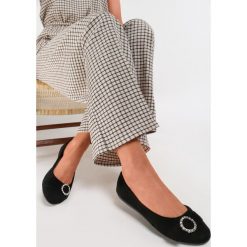 Czarne Balerinki Laomedelia. Czarne baleriny damskie Renee, bez wzorów, bez obcasa. Za 59,99 zł.