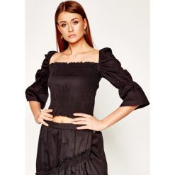 Bluzka Guess Laura W0GH22 WCZQ0. Białe bluzki damskie Guess, l, z aplikacjami, z bawełny, bez kołnierzyka, bez rękawów. W wyprzedaży za 279,00 zł.