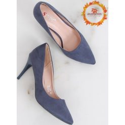 Czółenka na wygodnej szpilce niebieskie NF-49P DK BLUE. Niebieskie czółenka damskie z zamszu. Za 84,92 zł.